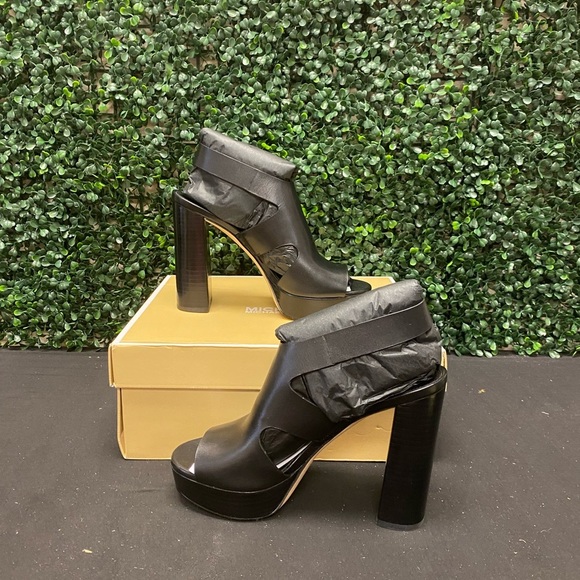 Michael Kora Noelle Platform Sandal - W7 - Picture 2 of 10